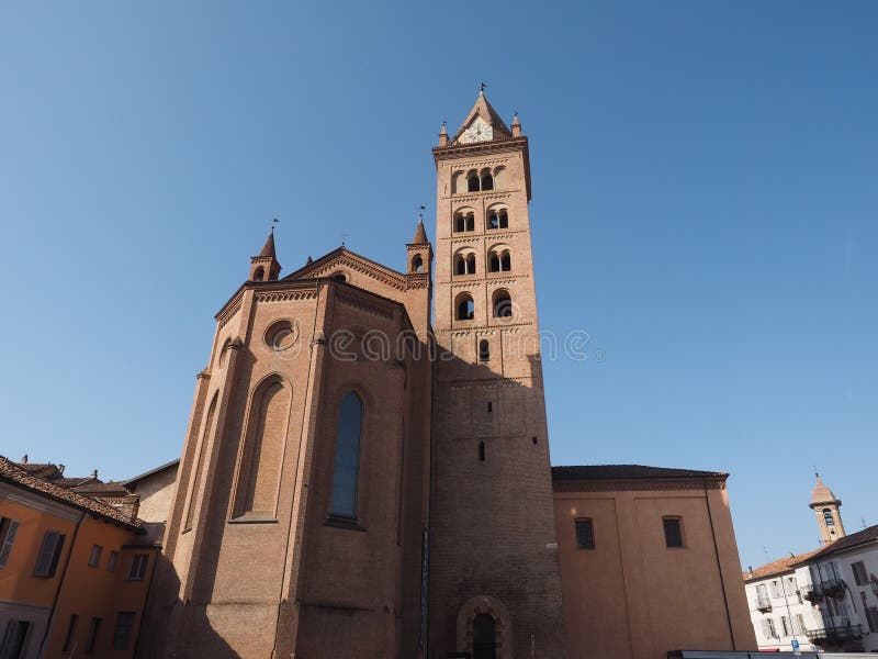 Собор San Lorenzo в Alba стоковая фотография rf